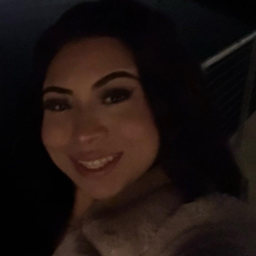 Meet your Posher, Dylila